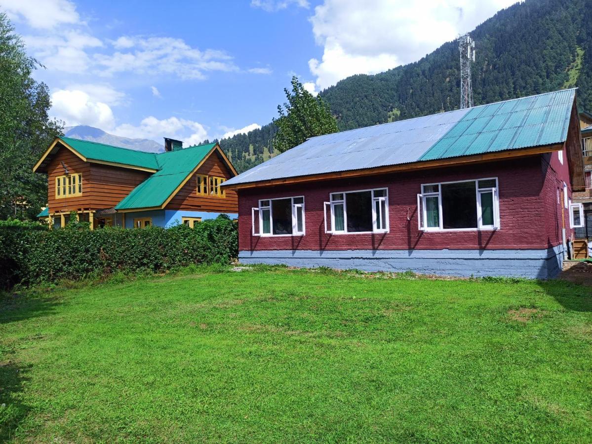 Hotel Lidder Palace Pahalgām Kültér fotó